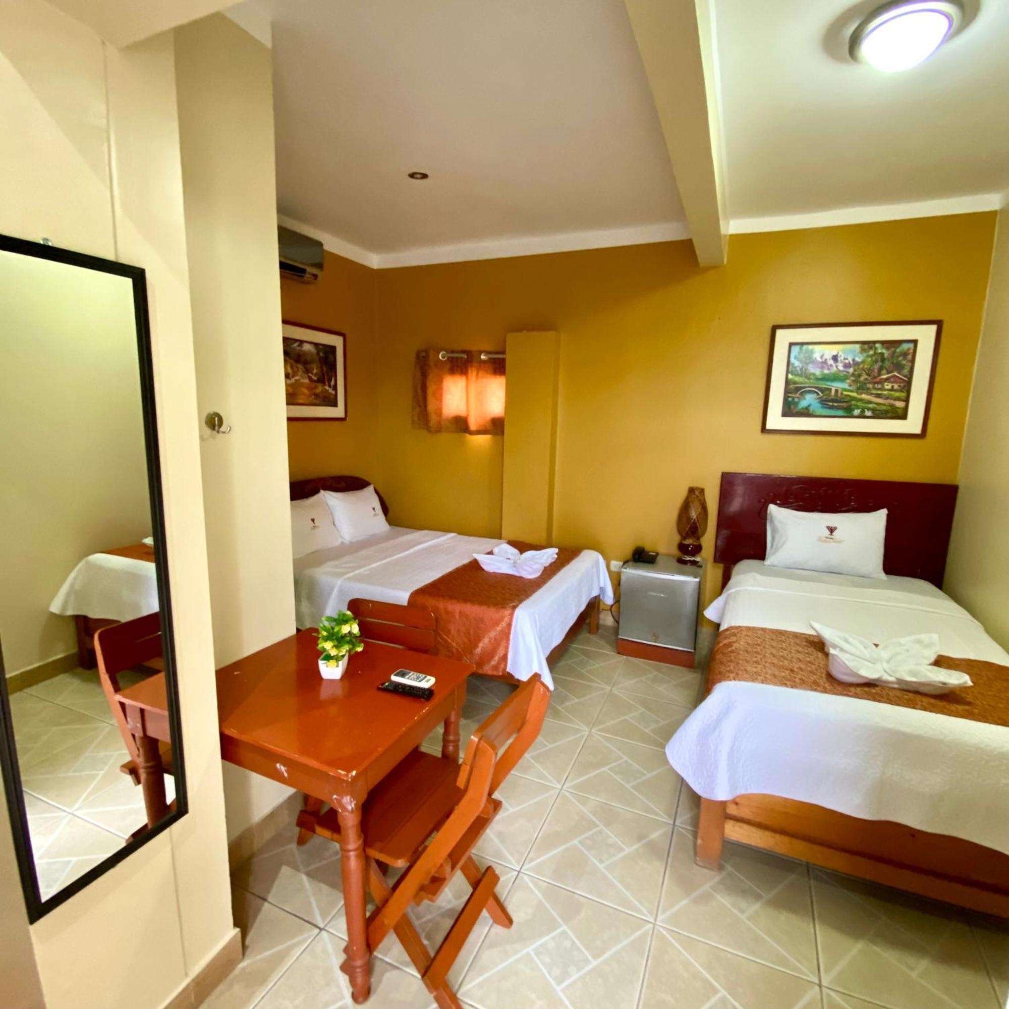 Ventura Isabel Hotel